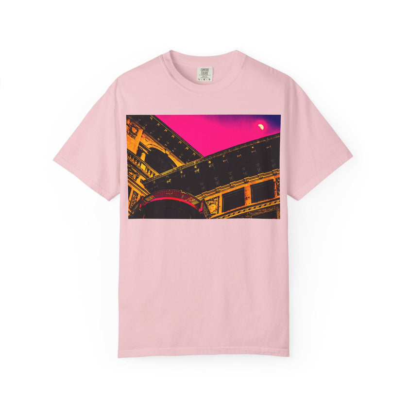 Moonlight Love Affair By Kevin Quinn -Modern Urban Architecture Romantic Pop Art T-Shirt